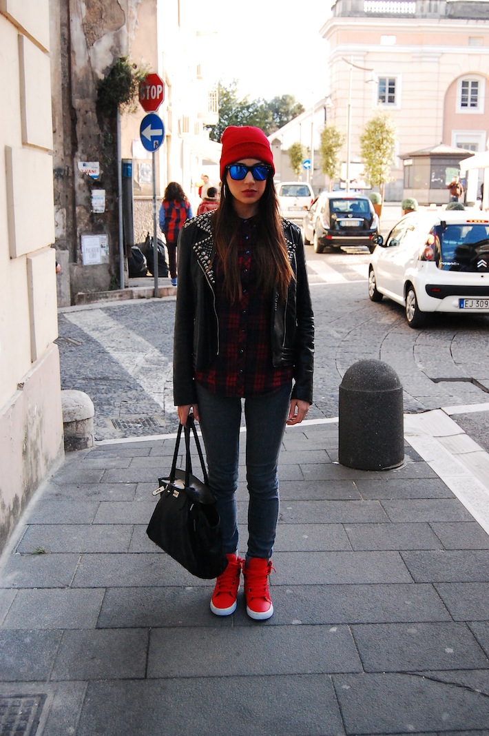 supra rosse donna